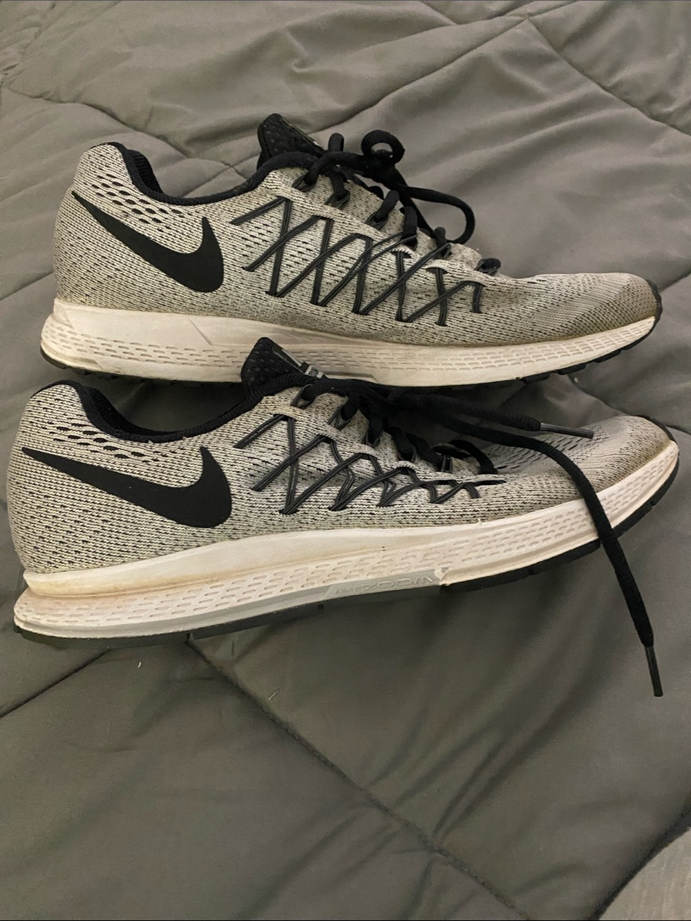 Nike Men’s Grey and Black Athletic Running Shoes